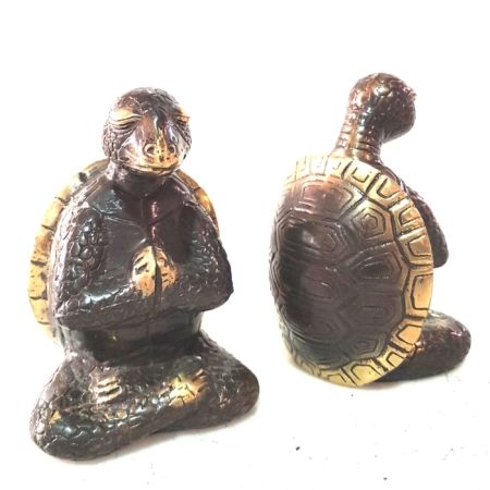 Figur Schildkröte im Meditationssitz Messing-Antik