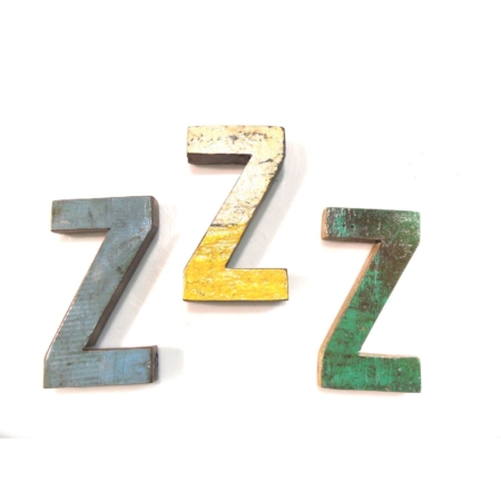 Buchstabe Z aus recyceltem Bootsholz