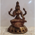 Messingfigur indische Göttin Lakshmi rötlich