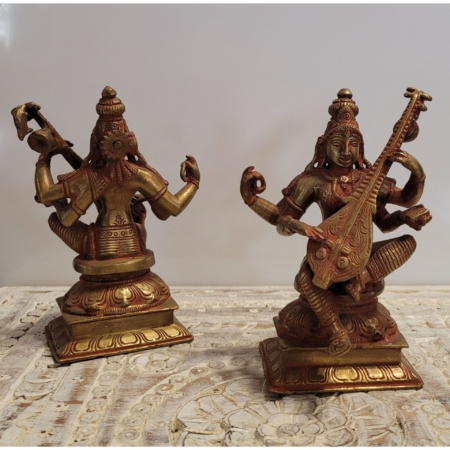 Messingfigur indische Göttin Saraswati rötlich